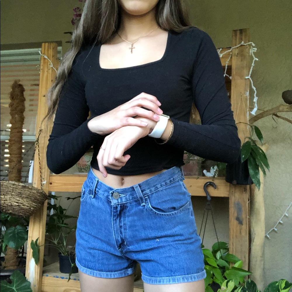 DENIM SHORTS